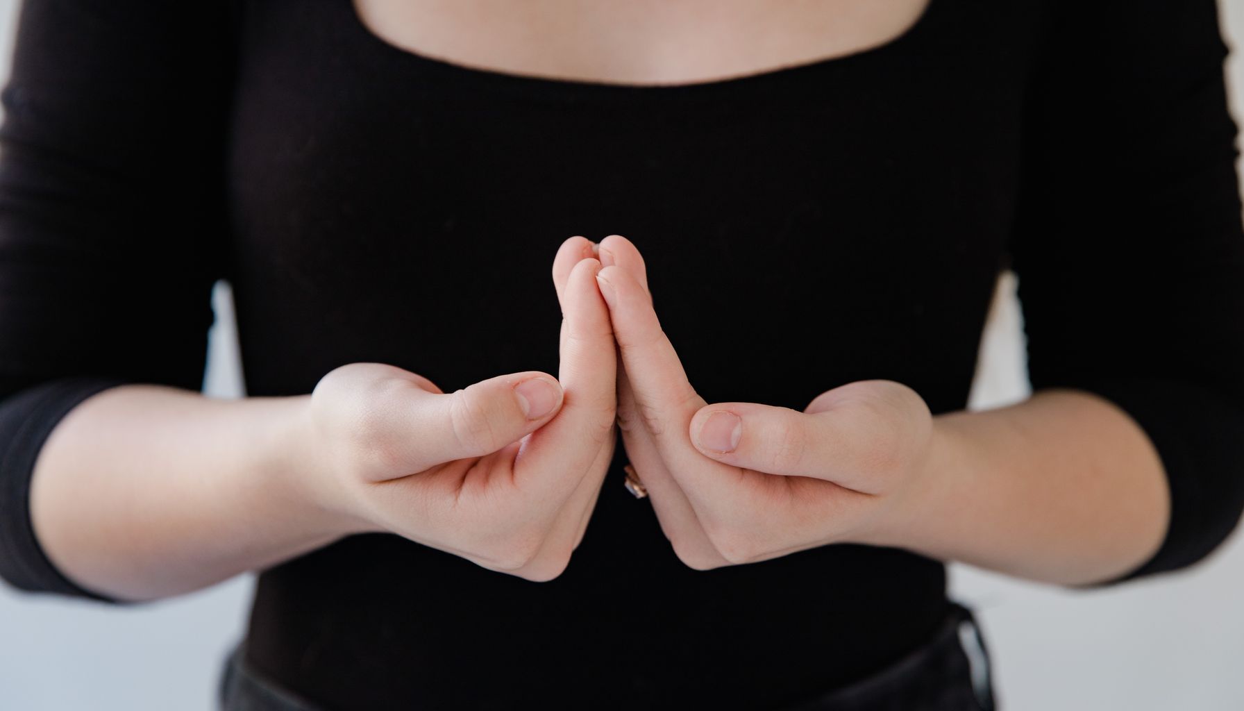 Italian Gestures: Meaning and How to Use Them Naturally