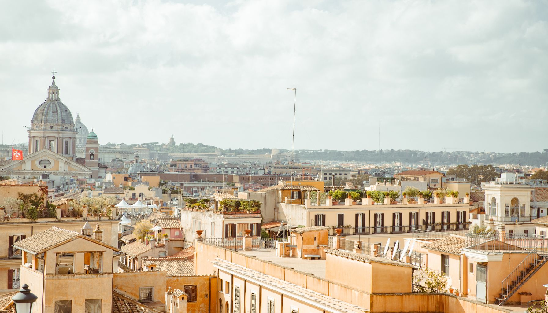 Itália Lidera Turismo Europeu com Verão Recorde 2026