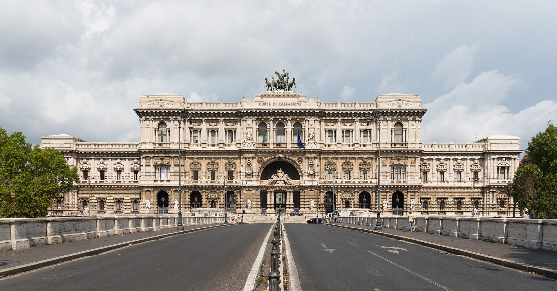 Rome Court Recognizes Italian Citizenship Through Maternal Line — Foto: Jebulon (CC0)