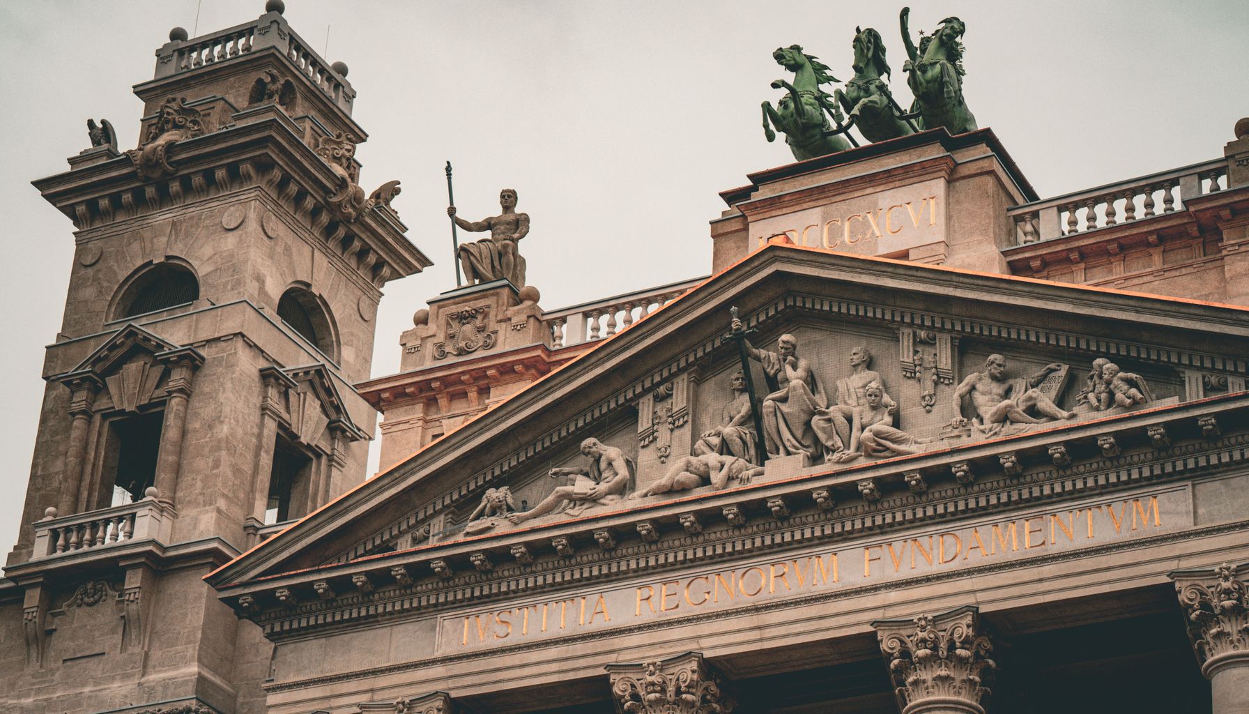 Tribunale di Venezia confirma cidadania iure sanguinis — Foto: Elijah Cobb (Pexels)