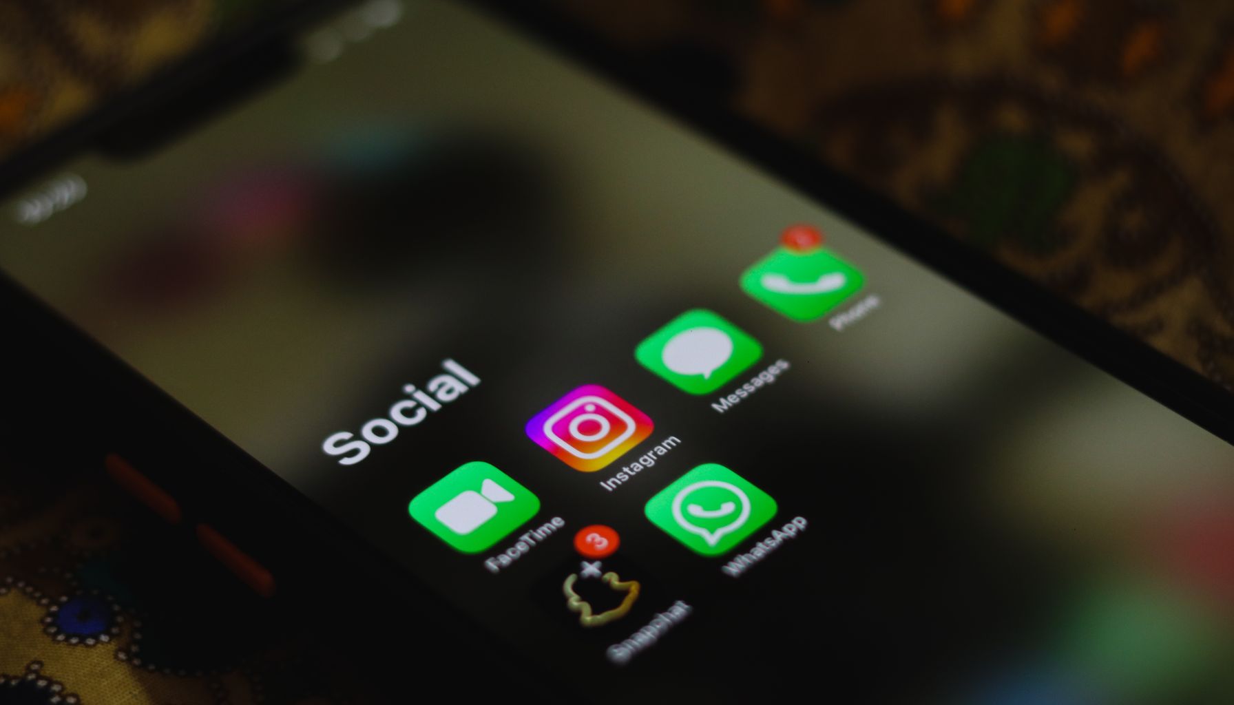 European Union Bans Nudifier Apps Starting December 2, 2026 — Foto: Sanket Mishra (Pexels)