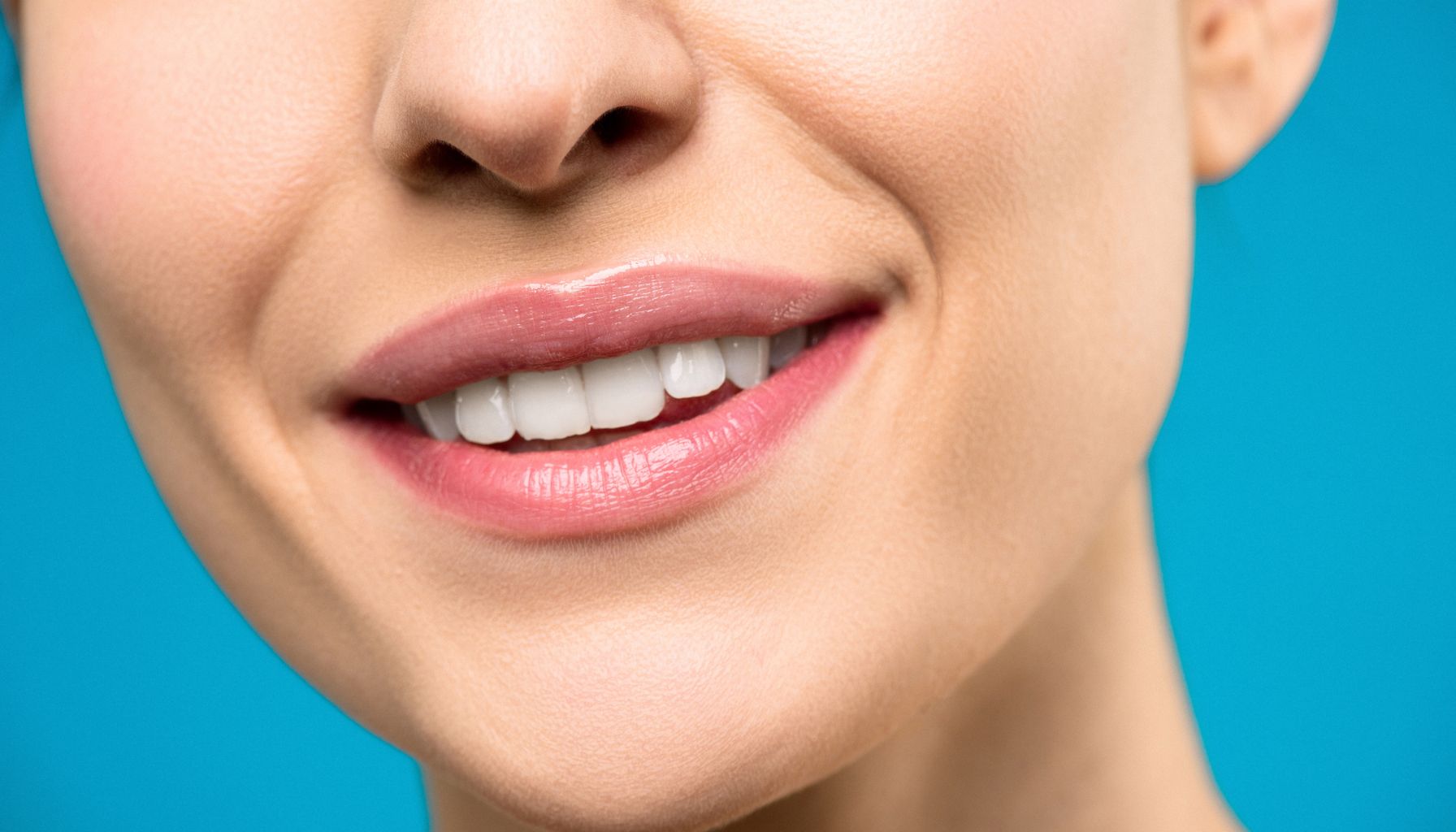 Variantes raras do gene C2CD3 moldam o sorriso e os dentes — Foto: Shiny Diamond (Pexels)