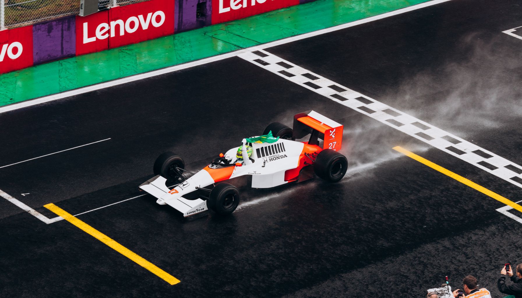 Verstappen vence el GP de Baréin; Antonelli amplía liderazgo (+84)